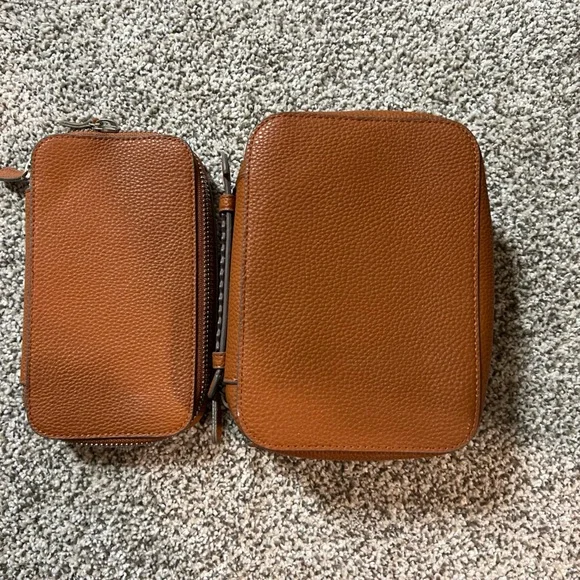 Trish McEvoy makeup planner and brush case Excellent condition - Picture 1 of 4